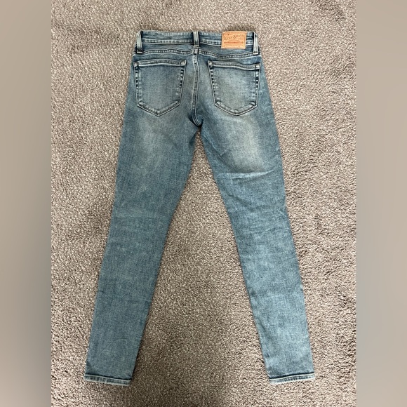 Lucky Brand size 24 Stella Skinny light wash denim: perf condition - Picture 3 of 5